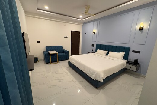 Hotel Dhanwik