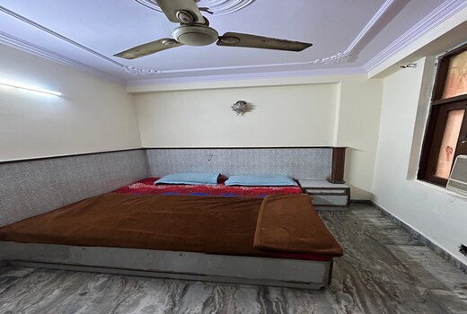 New Amantran House | Dorms & Rooms