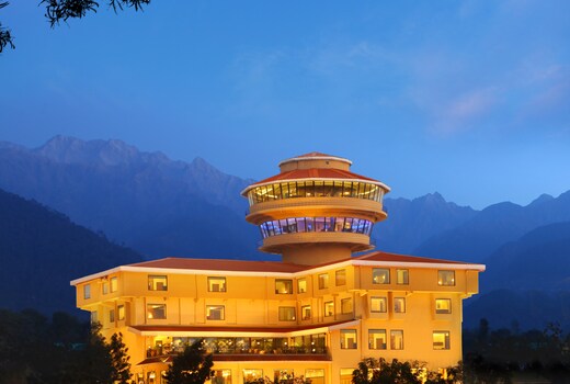RS Sarovar Portico