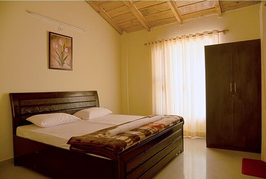 Leena Holiday Home- 1 BHK Cottage