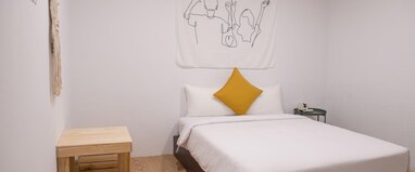 Aerocity Inn Guest House