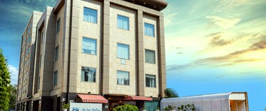 The Sea Valley Azure (Windsor Heights)