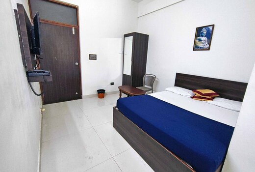 JK Suites & Rooms