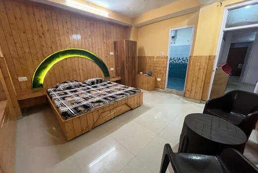 Haripurdhar Hills Homestay
