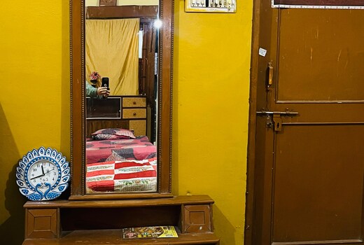 Parshwanath Home Stay