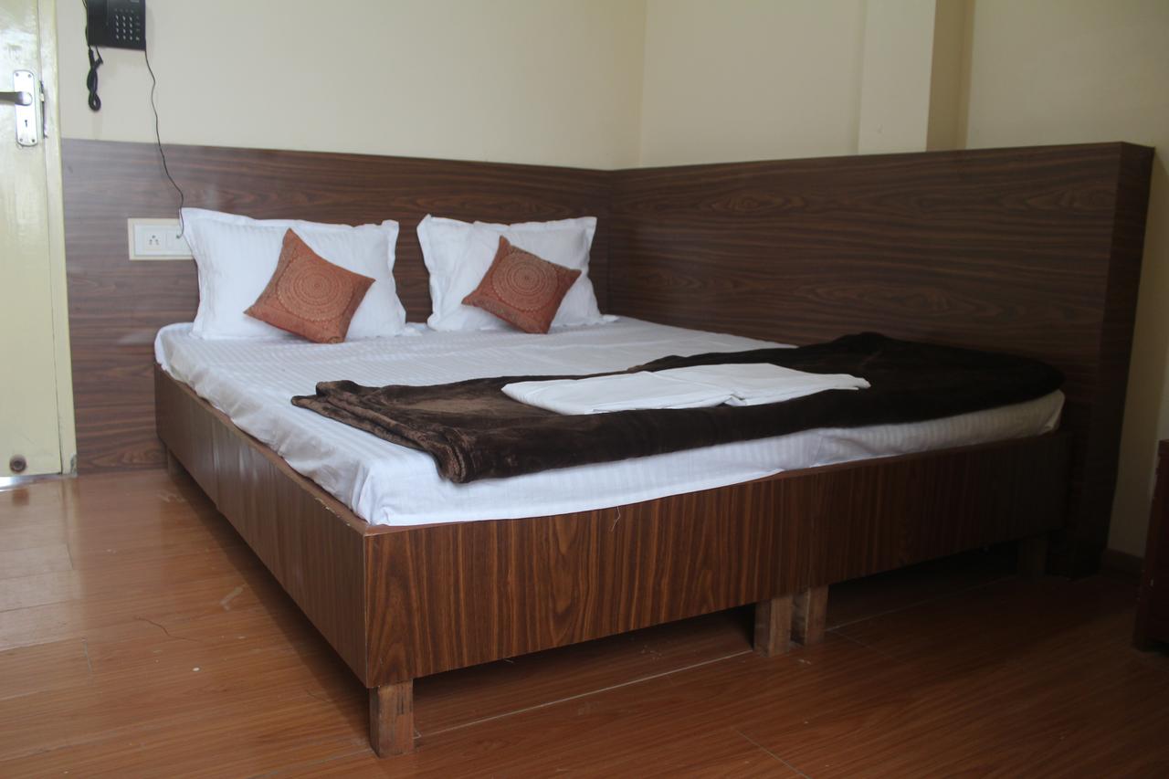 Hotel Maateshwari Palace