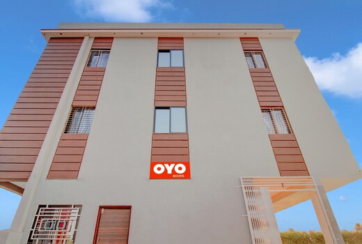 Hotel O One Plus Inn