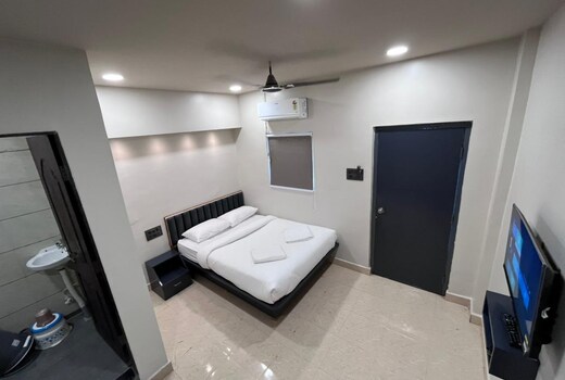 Hotel Matoshree Rooms & Banquet