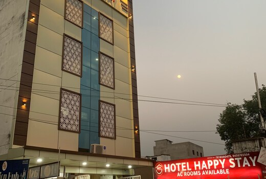Hotel happy stay
