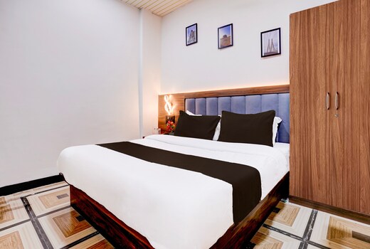 HOTEL O ANANTA