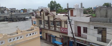 Satyam Lodge
