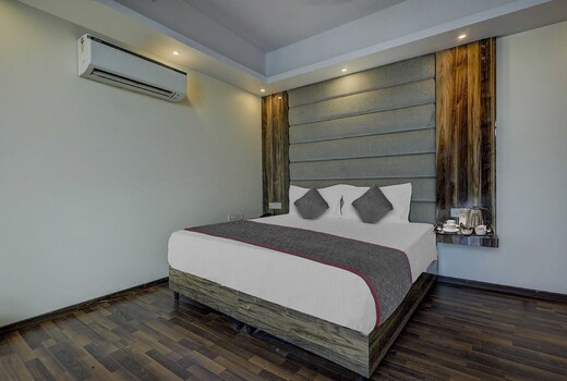 Hotel O Golden King