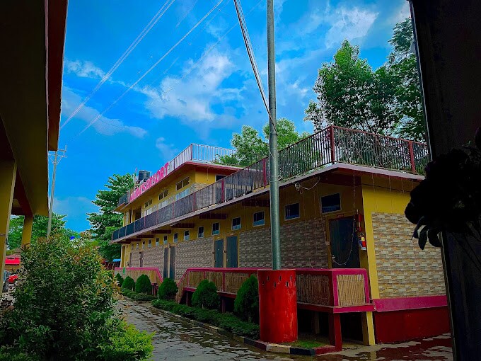 Mairas Resort