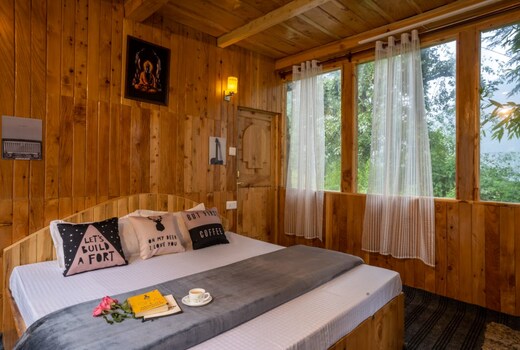 Cliff Haven Treehouse and Cottage