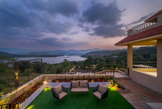 SaffronStays Lakefront Nivriti
