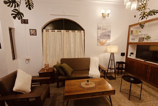 Spacious Haveli in Prime Indiranagar Location