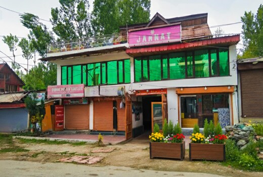 Jannat Guest House