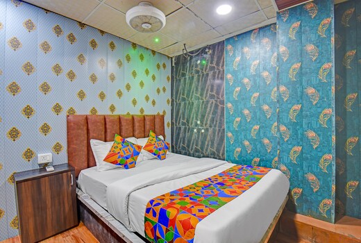 Via Arya Inn