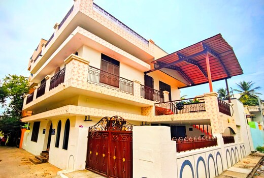 Sri Lakshmi Villa