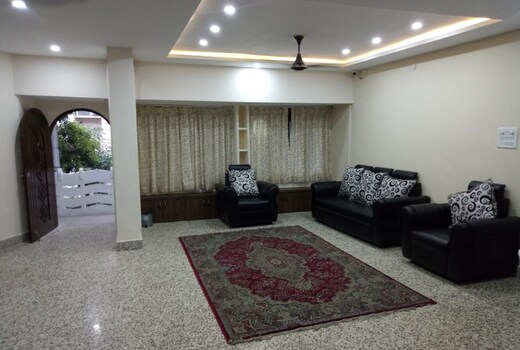 Amaan Service Apartment