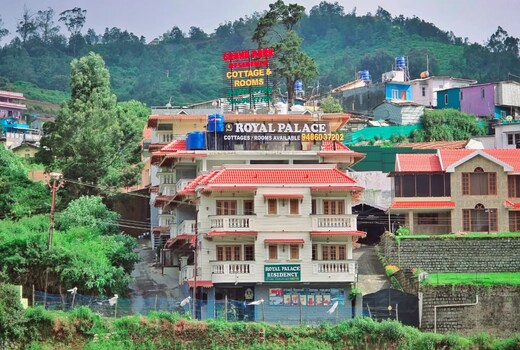 Royal Palace Regency