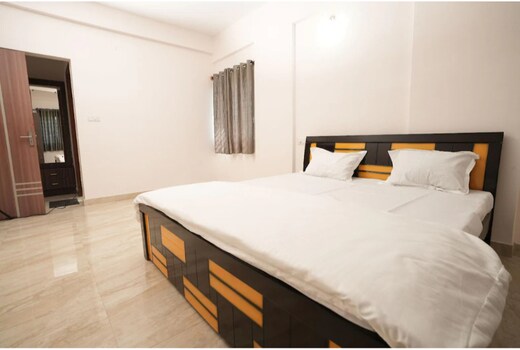 Srushti Serviced Apartment