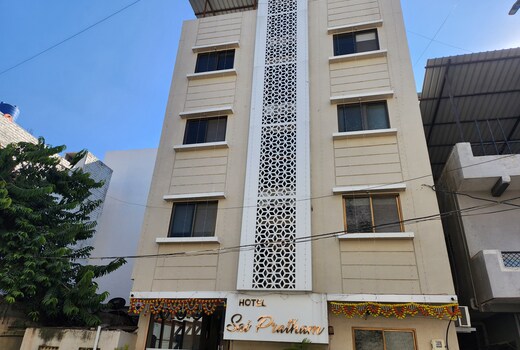 Hotel Sai Pratham