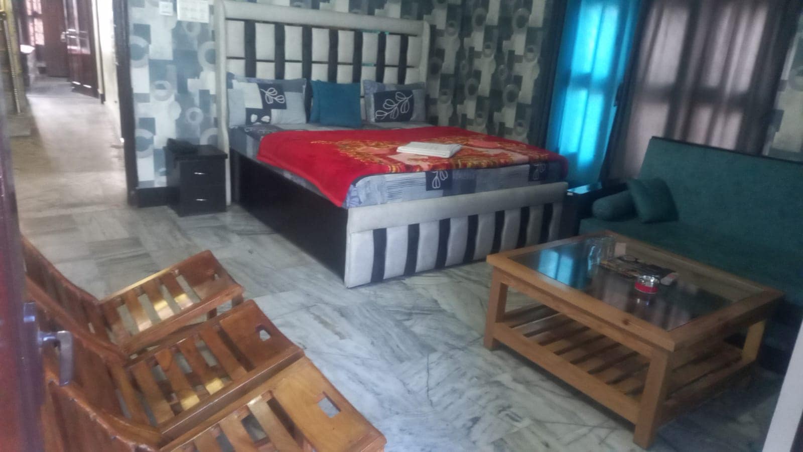 HOTEL MONAL