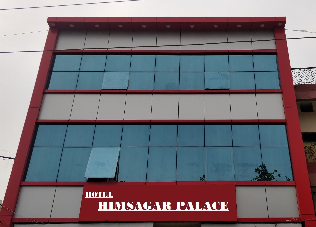 Hotel Him Sagar Palace