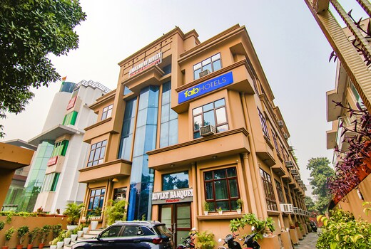 FabHotel Prime The Rivlet Premium