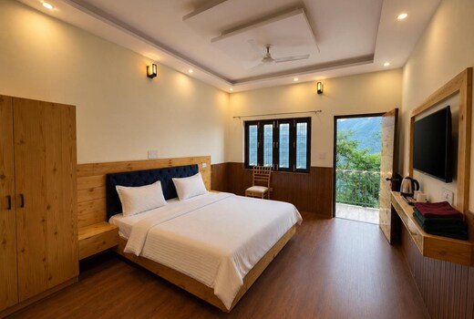 CrossHill House Mussoorie