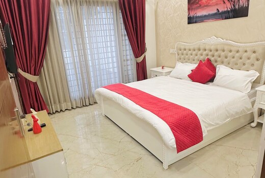 Scarlet stay by Cama villa