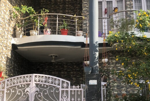 Abhishek Homestay | Rooms & Wi-Fi