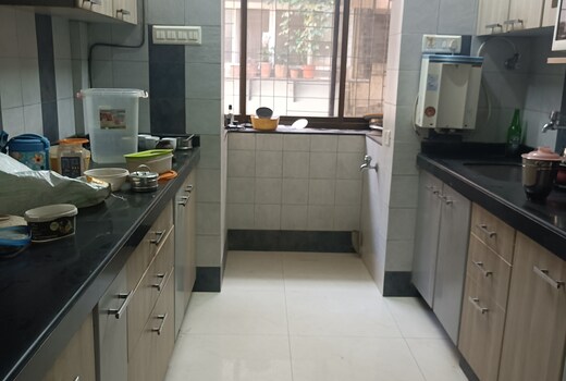 RUNI SERVICE APPARTMENT