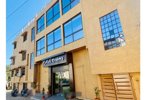 Hotel Alok Residency