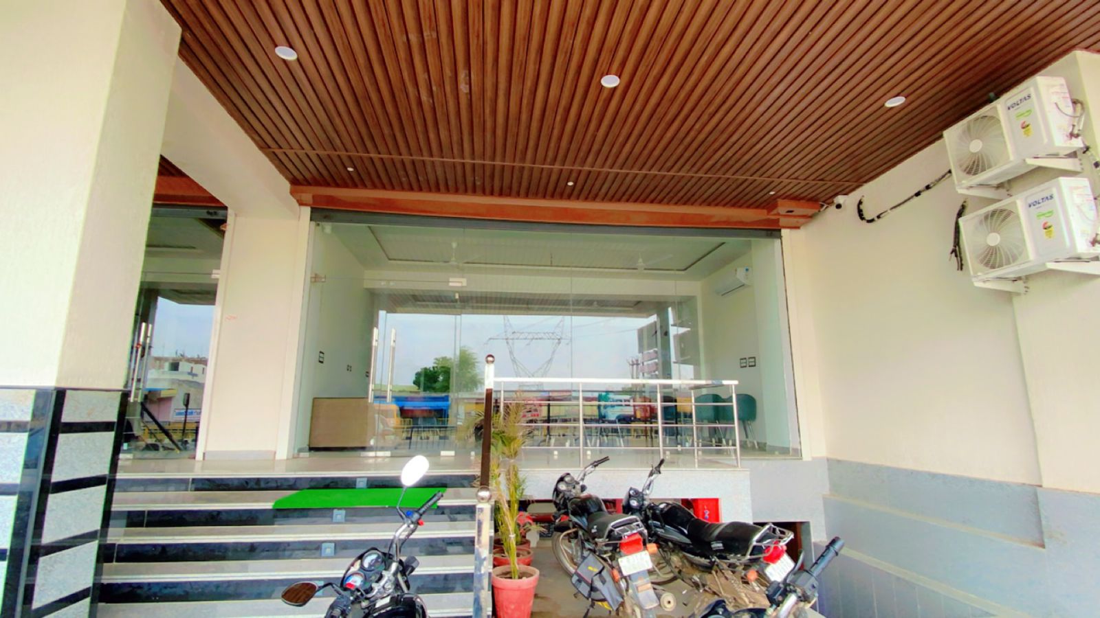 Main gallery