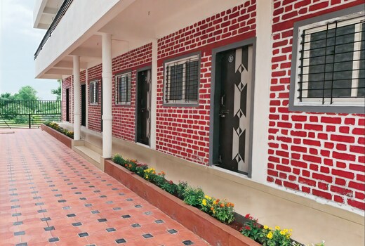 Fulgulab Lawns and HomeStay