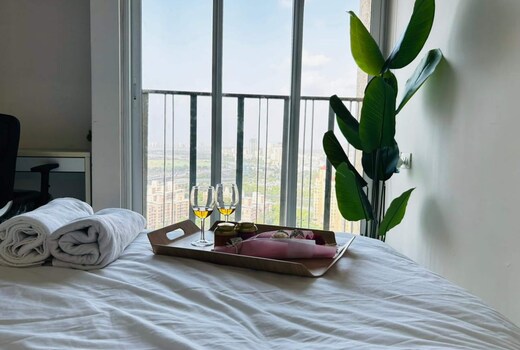Imperial 28 Premium 2BHK Viviana Mall Thane
