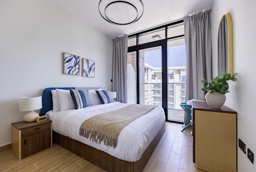 High Floor 1BR Canal View Al Maryah