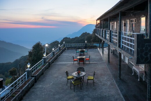 Naini Chalet Resort