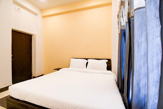 OYO 817415 Hotel OceanBird