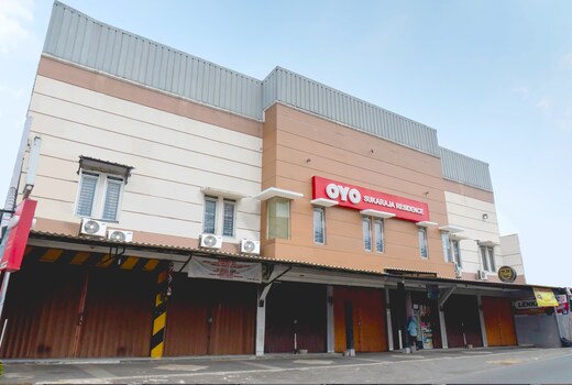 OYO 617 Sukaraja Residence