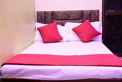 Shree Raghuver guest house