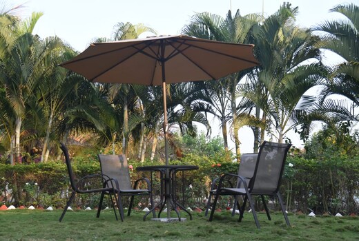 The Palm | Entire Villas with Lawns