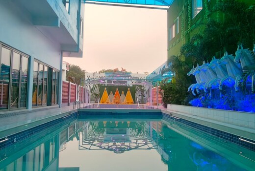 ASCENT ECO RESORTS