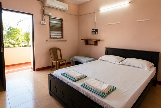 Centaurus Homestays- Omega
