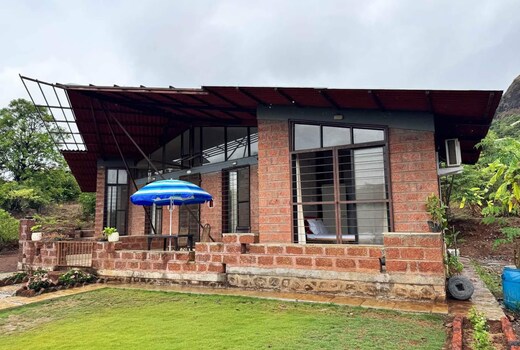 SkyGram Suhrud Villa Cozy Lake View Getaway