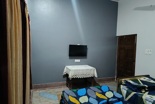 Aarna Home Stay