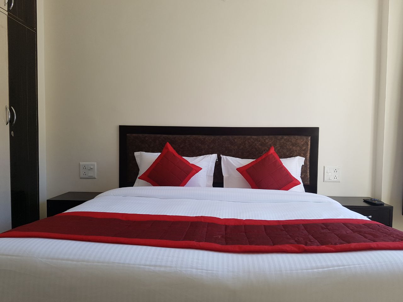 Una Comfort Ivy Hotels