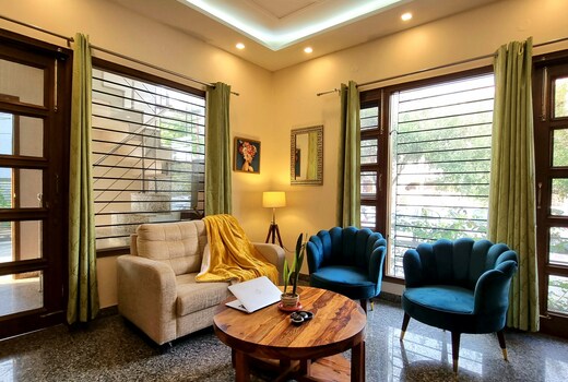 Peaceful Home2 Stay by Six Lane